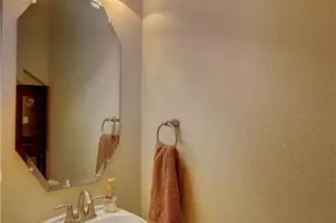 12708 Venice Ln, Austin, TX 78750 - Photo 18