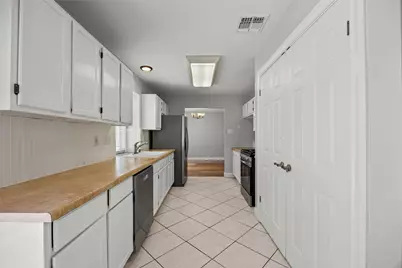 2502 Cynthia Court, Leander, TX 78641 - Photo 6