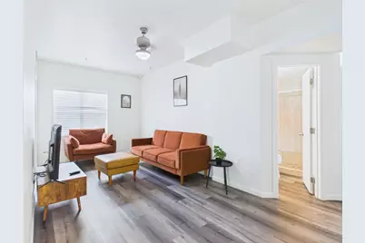 911 W 22nd Street #306, Austin, TX 78705 - Photo 4