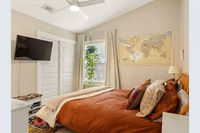 1307 E Saint Johns Avenue #B, Austin, TX 78752 - Photo 14