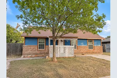 900 Lee Lane, Lockhart, TX 78644 - Photo 1