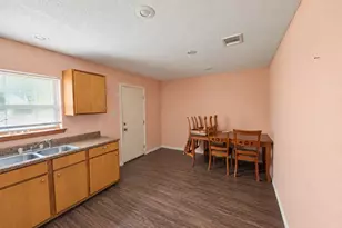 900 Lee Ln, Lockhart, TX 78644 - Photo 14