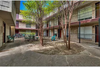 2207 Leon St Street #209, Austin, TX 78705 - Photo 2