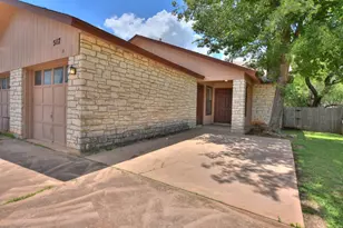 517 Luther Dr, Georgetown, TX 78628 - Photo 4