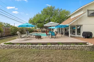 110 Riverwood Dr, Georgetown, TX 78628 - Photo 36