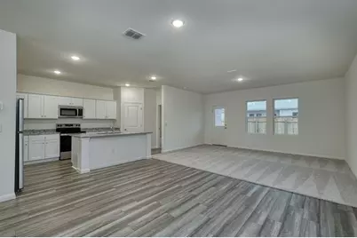 212 Wilson Springs Lane, Taylor, TX 76574 - Photo 2