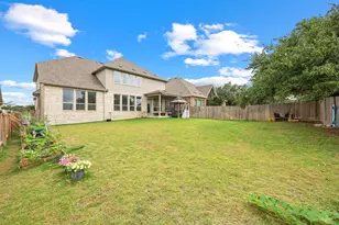 1521 Red Berry Pass, Georgetown, TX 78628 - Photo 32