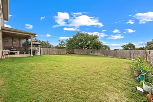 1521 Red Berry Pass, Georgetown, TX 78628 - Photo 32