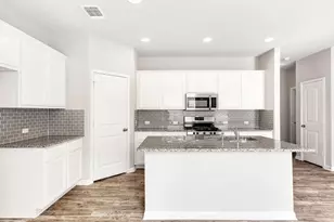 18434 Stevie Ray Dr, Round Rock, TX 78664 - Photo 6