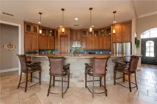 21301 Dill Cir, Spicewood, TX 78669 - Photo 18