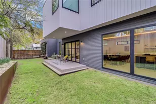1609 W 12th St, Austin, TX 78703 - Photo 32