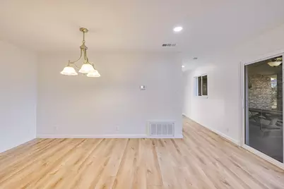 122 Forest Lake Drive, Del Valle, TX 78617 - Photo 16