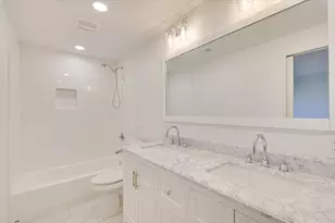 122 Forest Lake Dr, Del Valle, TX 78617 - Photo 6