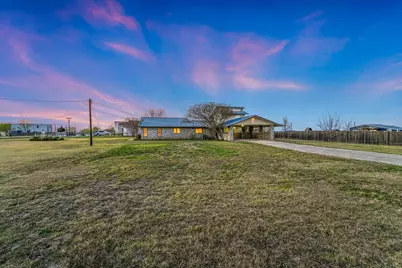 122 Forest Lake Drive, Del Valle, TX 78617 - Photo 34