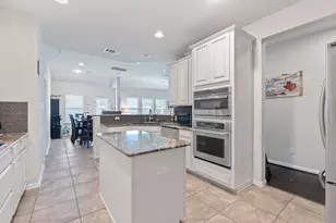 2100 Tranquility Ln, Pflugerville, TX 78660 - Photo 10
