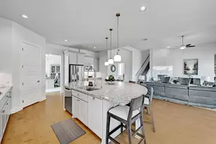 4809 Serene Hills Dr, Austin, TX 78738 - Photo 10