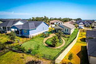 115 Twisting Crst Cv, San Marcos, TX 78666 - Photo 2