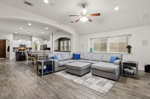 321 Lightcliff St, Hutto, TX 78634 - Photo 16