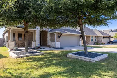 321 Lightcliff Street, Hutto, TX 78634 - Photo 2