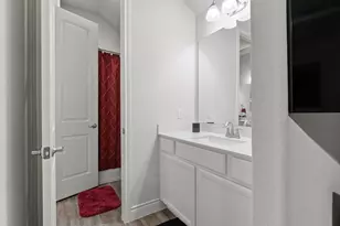 321 Lightcliff St, Hutto, TX 78634 - Photo 26