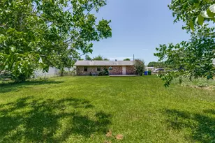 1516 McLain St, Taylor, TX 76574 - Photo 22
