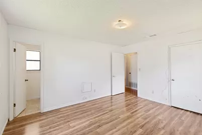 1516 McLain Street, Taylor, TX 76574 - Photo 18