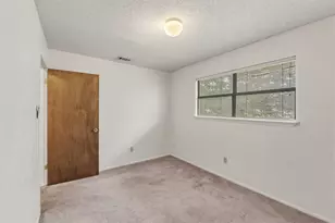 1303 Creekview Dr, Round Rock, TX 78681 - Photo 18