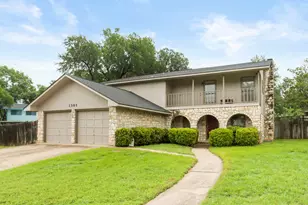 1303 Creekview Dr, Round Rock, TX 78681 - Photo 1