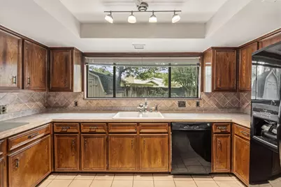1303 Creekview Drive, Round Rock, TX 78681 - Photo 8
