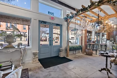 205 S Main Street, Bryan, TX 77803 - Photo 8