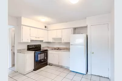 2215 Mission Hill Cir #103, Austin, TX 78741 - Photo 2