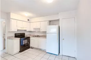 2215 Mission Hill Circle, Austin, TX 78741 - Photo 2