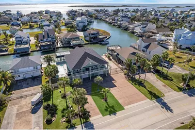 1315 Tiki Drive, Galveston, TX 77554 - Photo 38