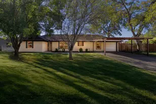 112 Maynard St, Bastrop, TX 78602 - Photo 1