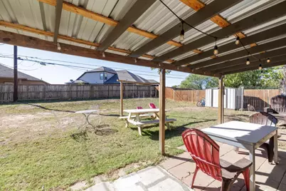 112 Maynard Street, Bastrop, TX 78602 - Photo 30