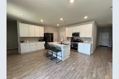 247 Simon, Kyle, TX 78640 - Photo 2