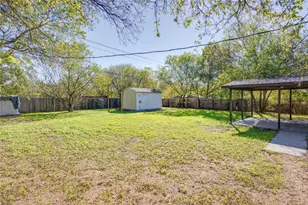 10805 Plains Trail, Austin, TX 78758 - Photo 20