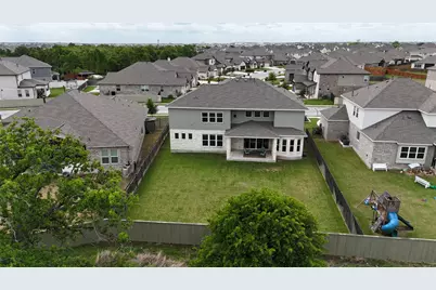 200 Great Lawn Bend, Liberty Hill, TX 78642 - Photo 36