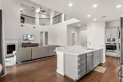 200 Great Lawn Bend, Liberty Hill, TX 78642 - Photo 4