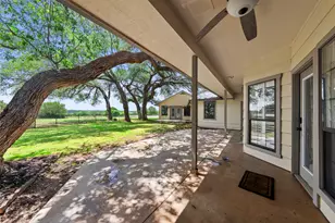 539 Oak Vista Dr, Burnet, TX 78611 - Photo 34