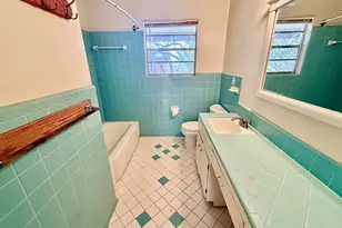 2411 S 5th St, Austin, TX 78704 - Photo 8