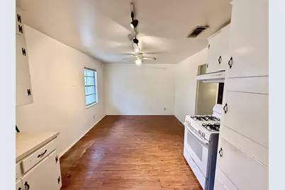 2411 S 5th Street #6, Austin, TX 78704 - Photo 4