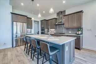 1725 Sunset Vis Cv, Leander, TX 78641 - Photo 18
