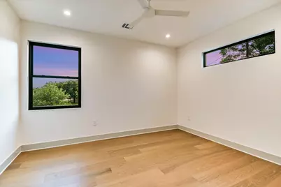 8512 Rockwood Lane, Austin, TX 78757 - Photo 20