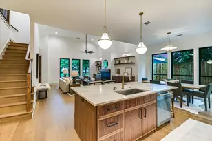 8512 Rockwood Ln, Austin, TX 78757 - Photo 6