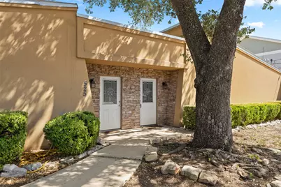 521 & 525 W Hutchison Street, San Marcos, TX 78666 - Photo 4