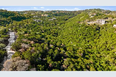 1 Martelli Lane, West Lake Hills, TX 78746 - Photo 8