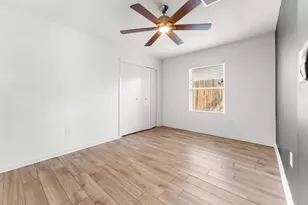 1900 Ohlen Rd, Austin, TX 78757 - Photo 18