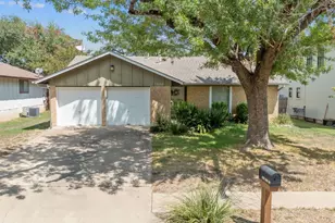 4606 Gray Fox Dr, Austin, TX 78759 - Photo 2