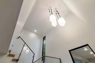 4906 Balcones Dr, Austin, TX 78731 - Photo 28